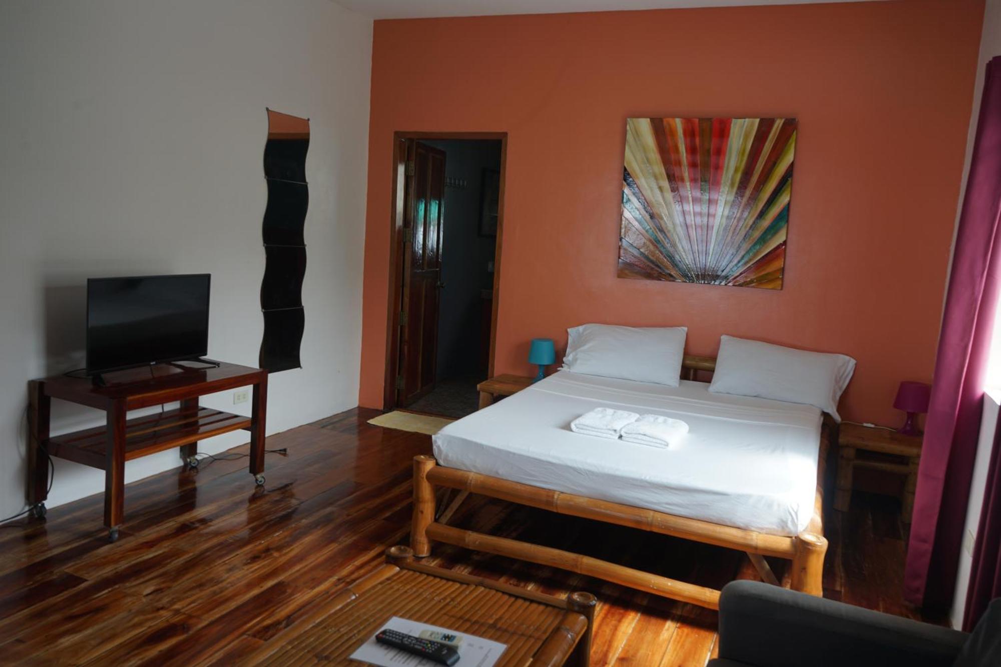 Marianita'S Cottages Mambajao Exterior photo